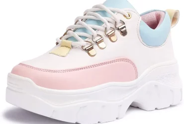 Casual sneakers for women