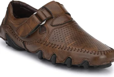 Men's ethnic footwear