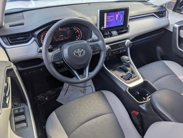 Selling My 2023 Toyota Rav4 Xle Awd